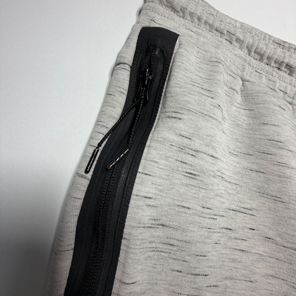 Nike Gray Knit Lounge Shorts Large Athletic Sweat Shorts Zip Pocket - Picture 3 of 9